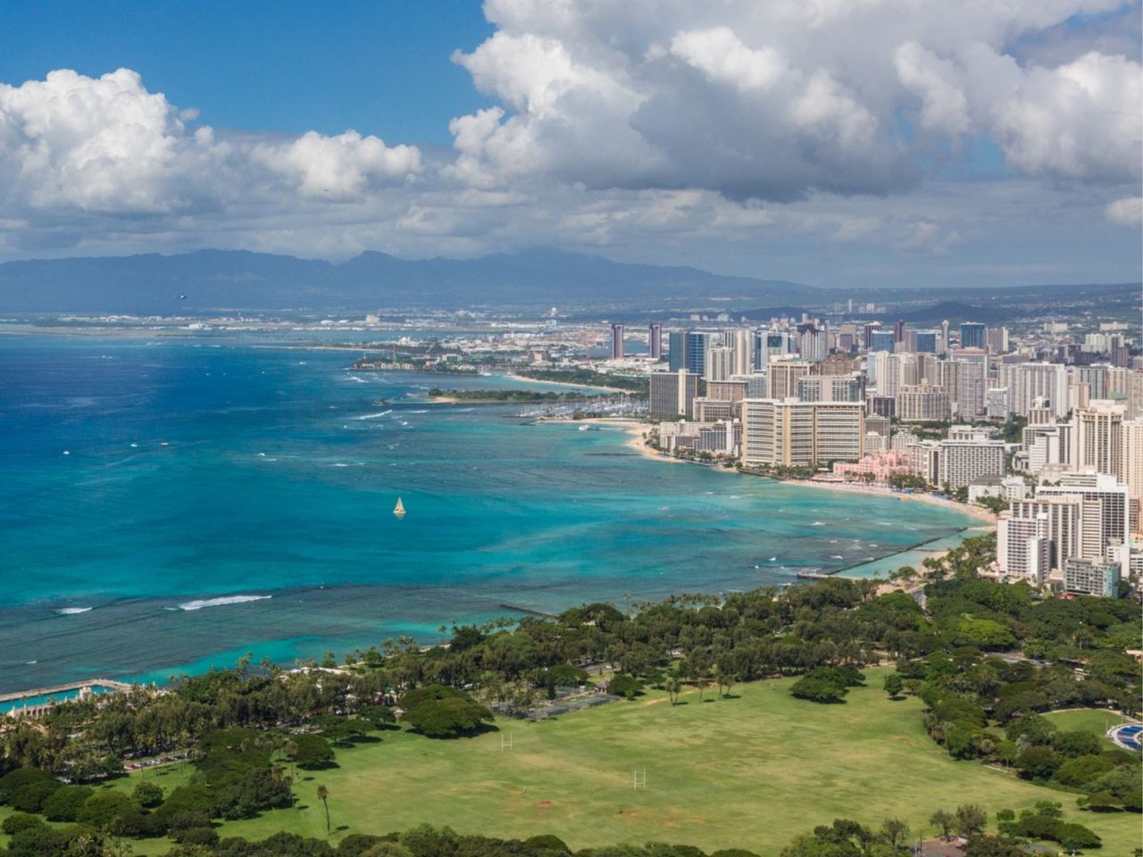 Blick auf Waikiki vom Diamond Head
