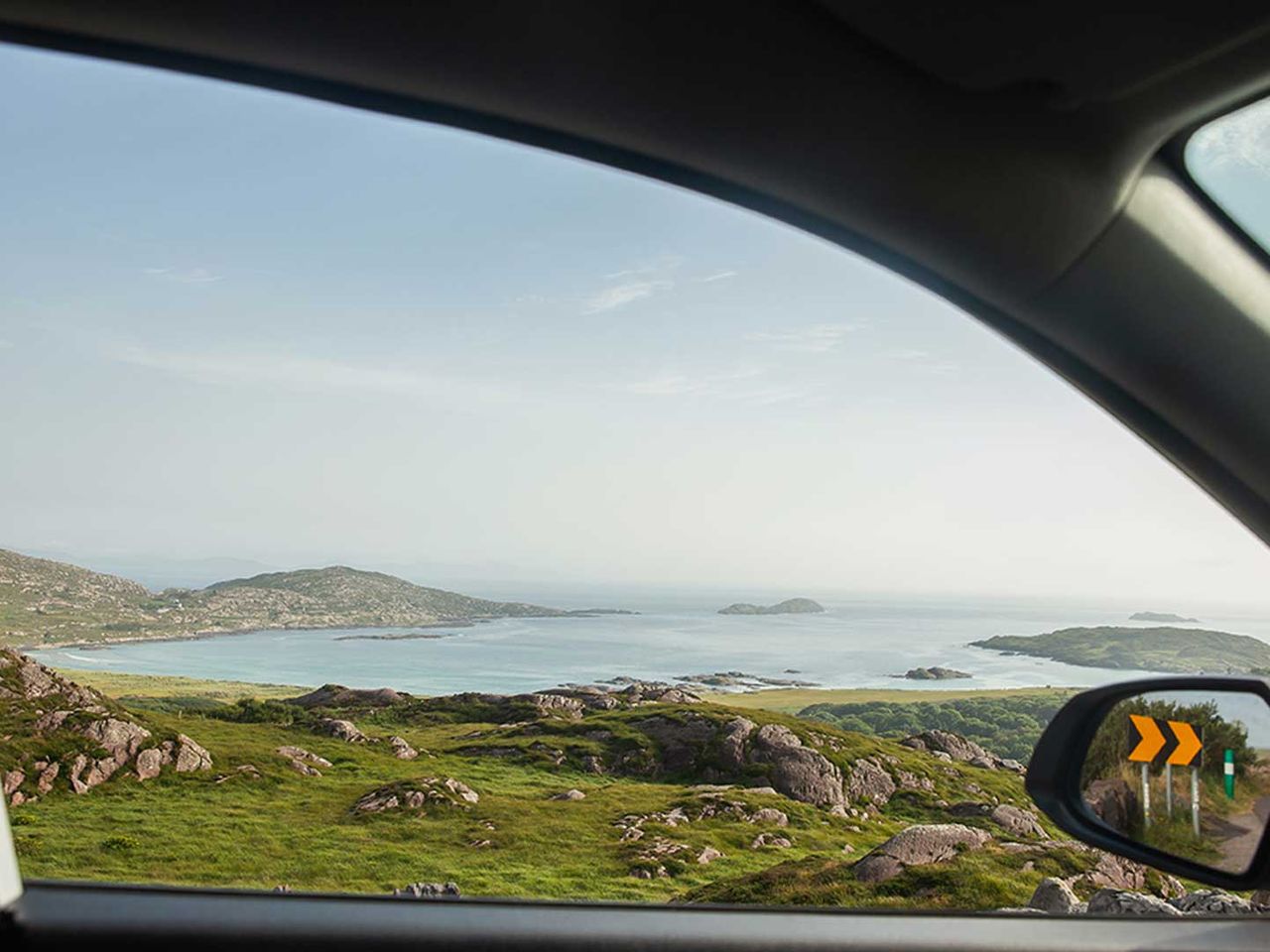Wild Atlantic Way, Blick vom Auto auf Grafschaft Kerry