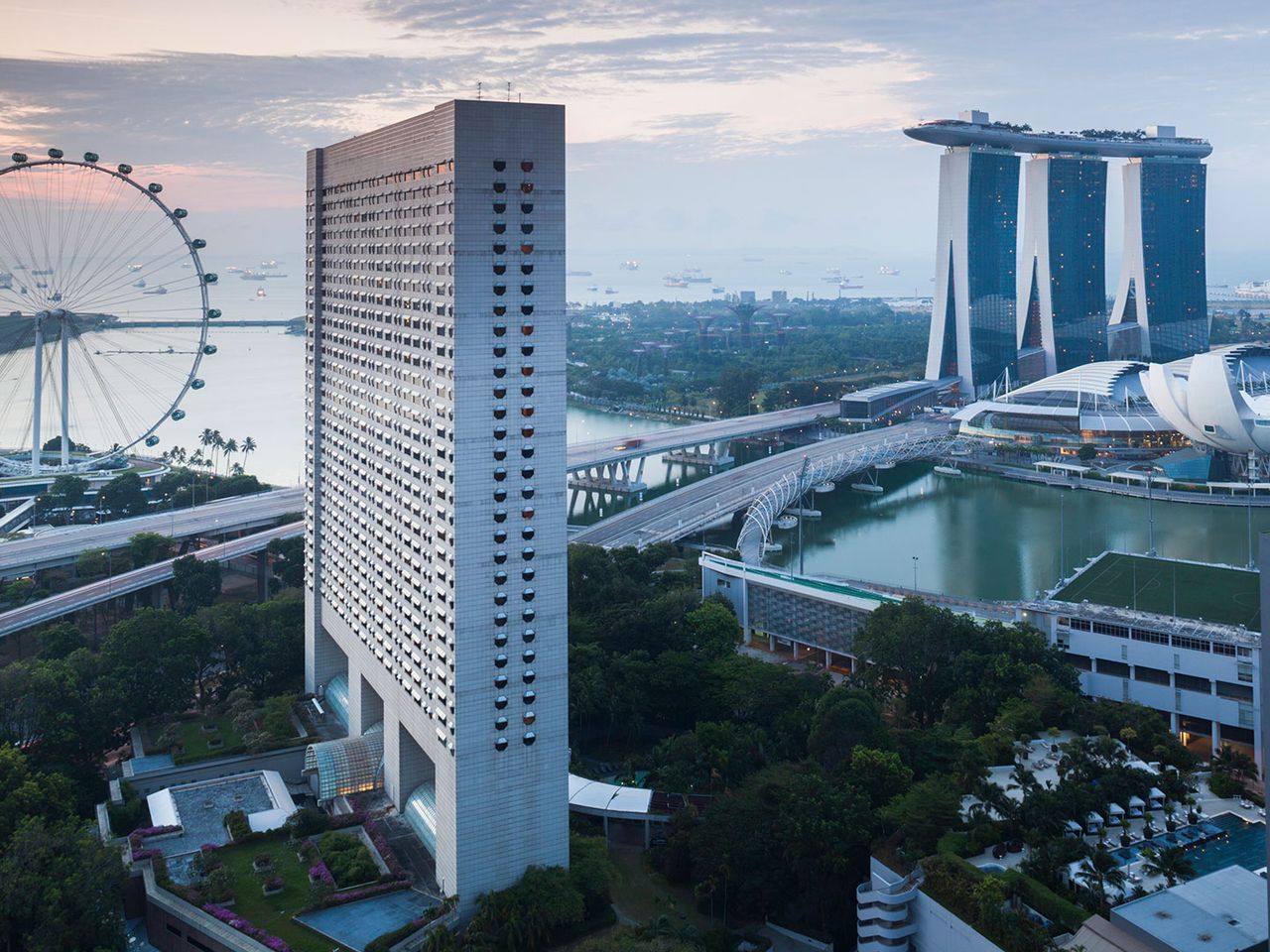 Ritz-Carlton, Marina Bay Sands im Hintergrund