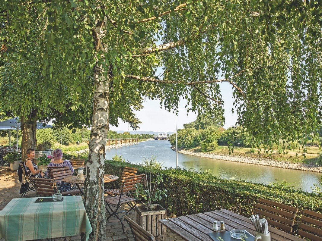 Biergarten des Maruba am Neckar