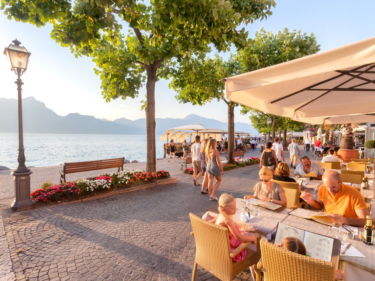 Straße am Gardasee mit phänomenalem Ausblick