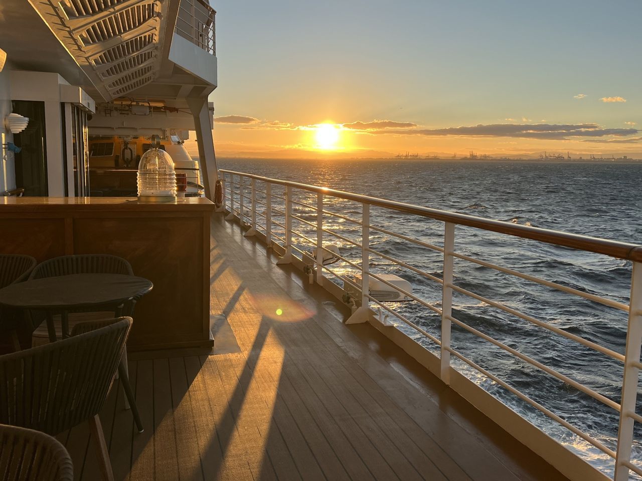 Regent Seven Seas Grandeur Abendstimmung