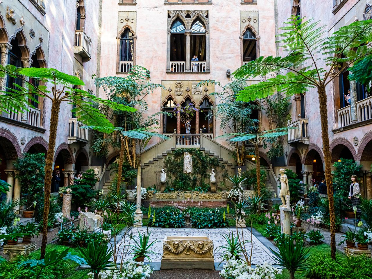 Innenhof des Isabella Stewart Gardner Museums in Boston