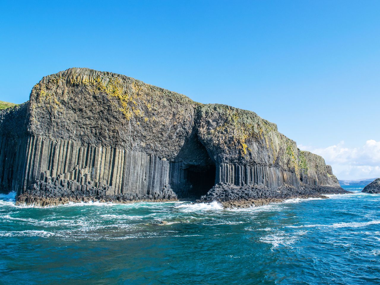 Fingal's Cave in Schottland