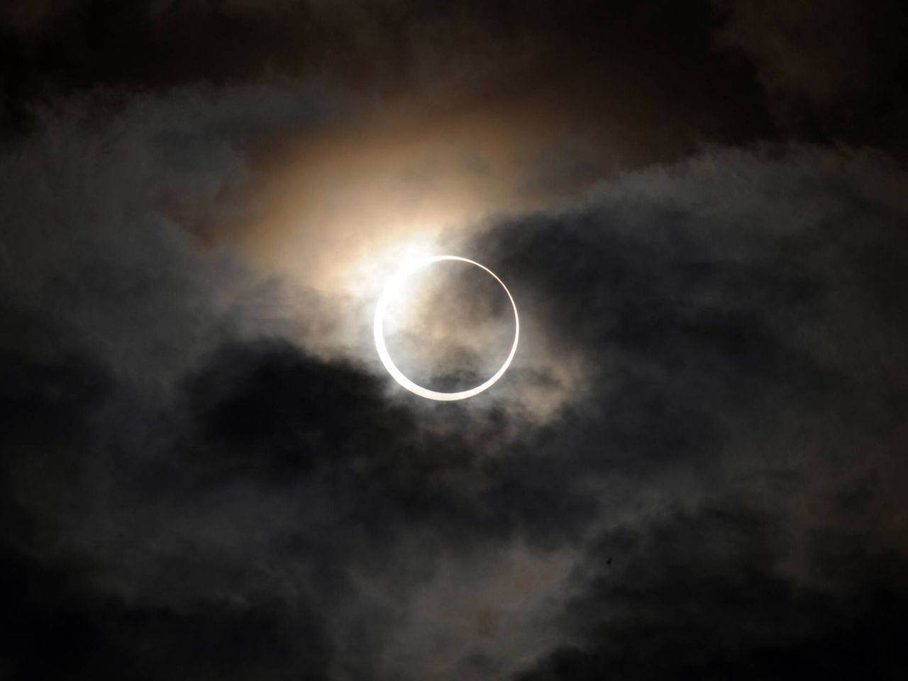 Sonnenfinsternis in Tokio