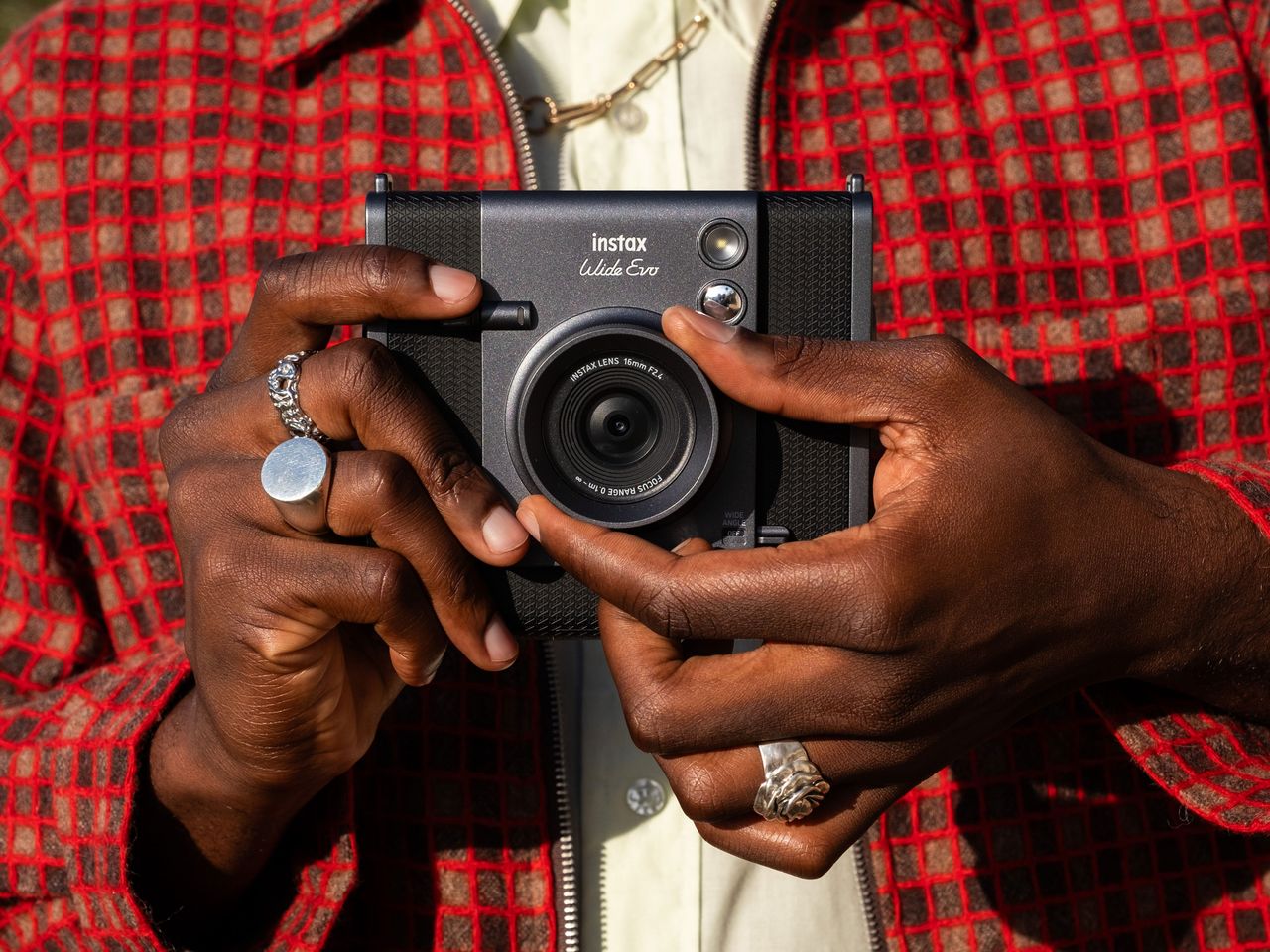 instax WIDE Evo Hybrid-Sofortbildkamera von Fujifilm