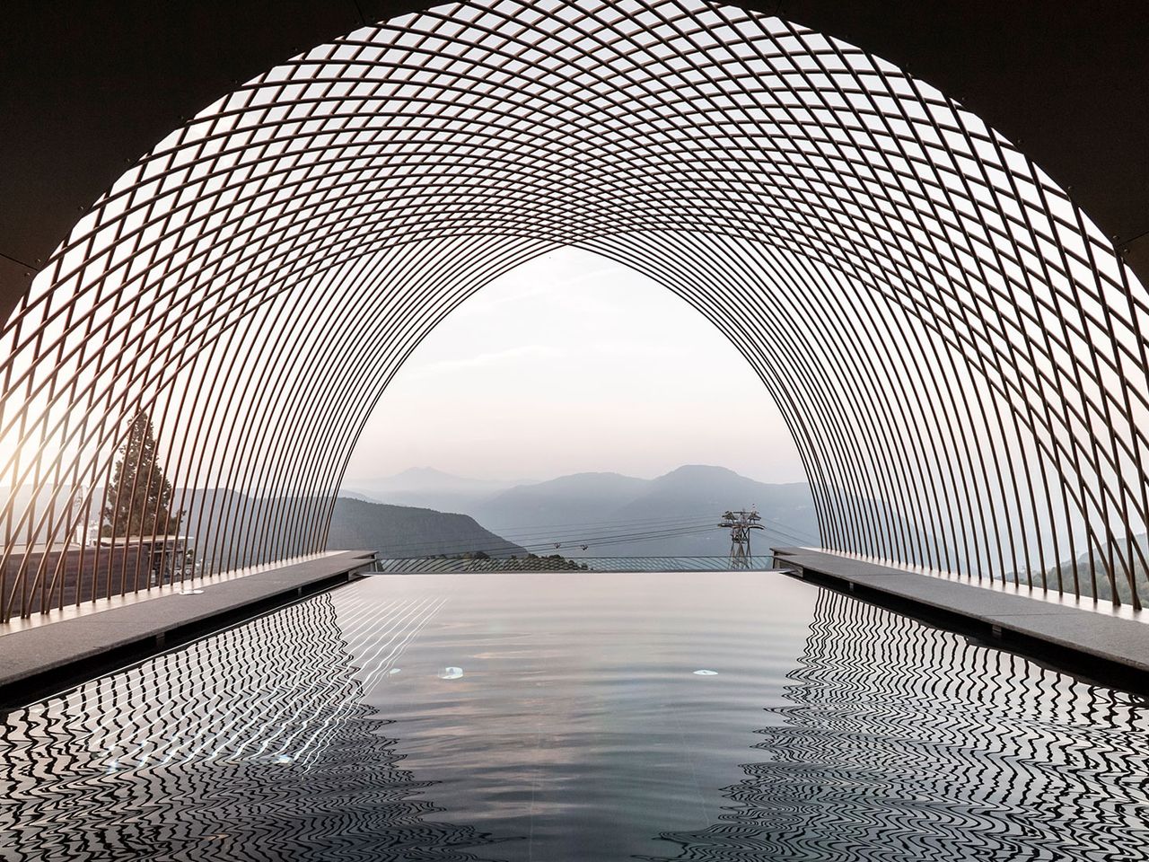 Gloriette Infinity-Pool