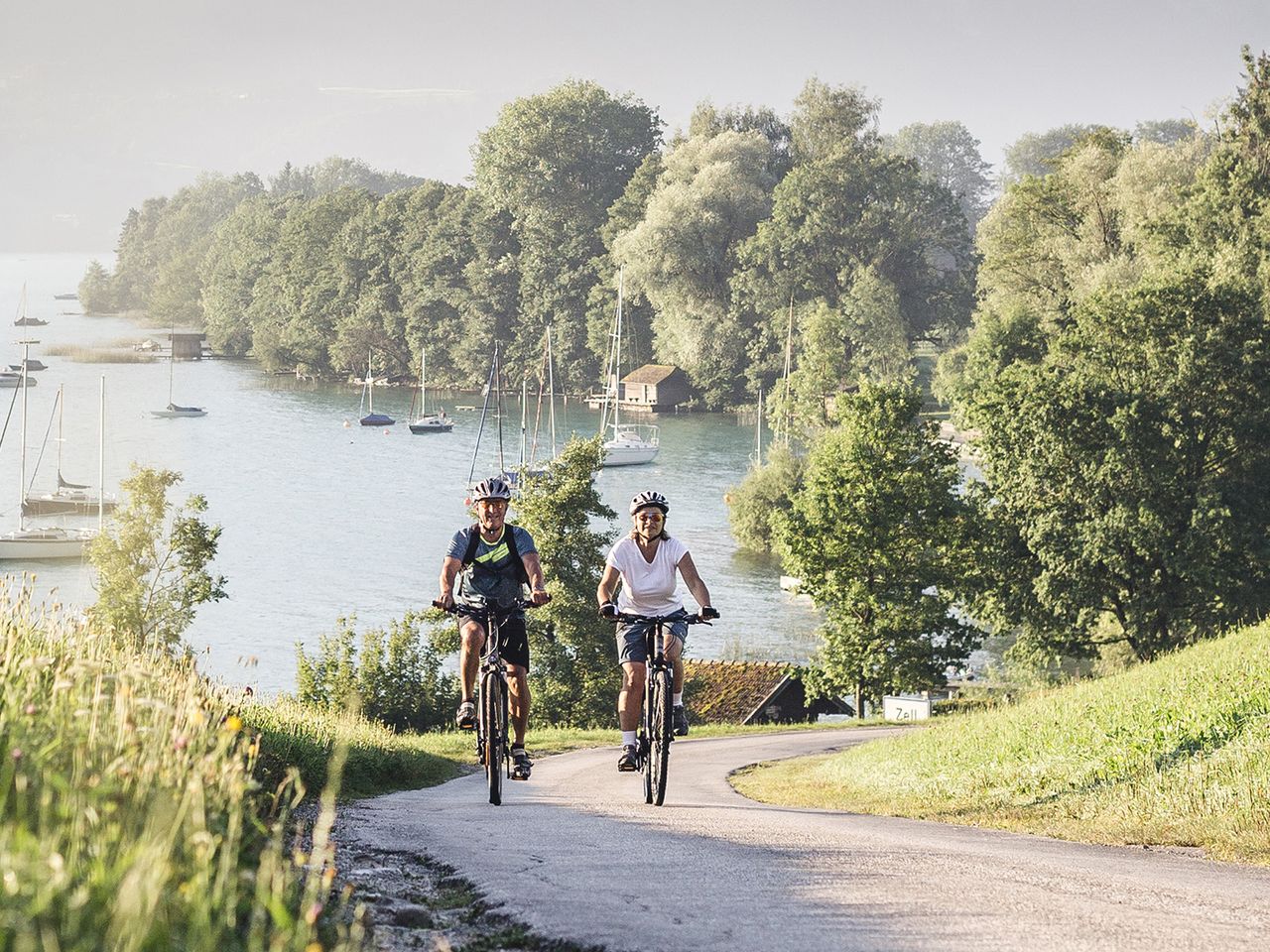Oberösterreich Radfahren Attersee