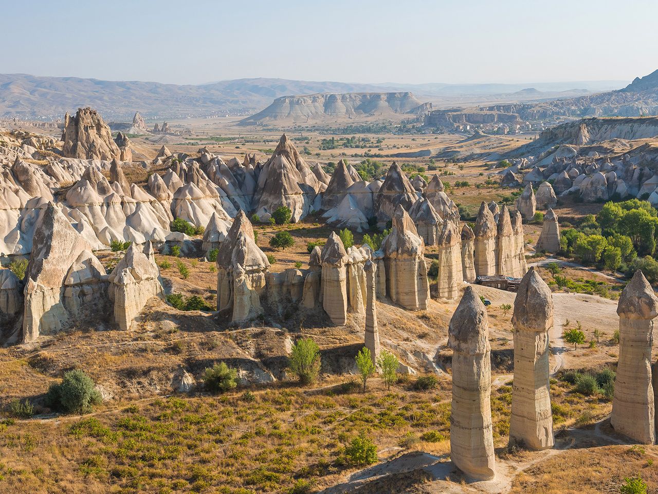 Feenkamine im Love Valley von Kappadokien, Türkei