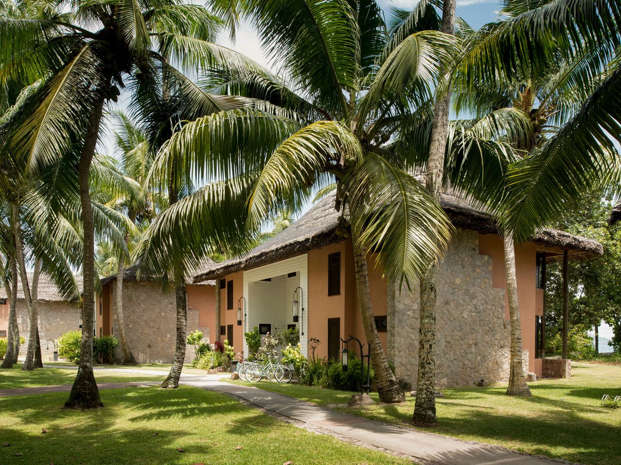 Constance Lemuria, Außenansicht der Apartments mit Suiten
