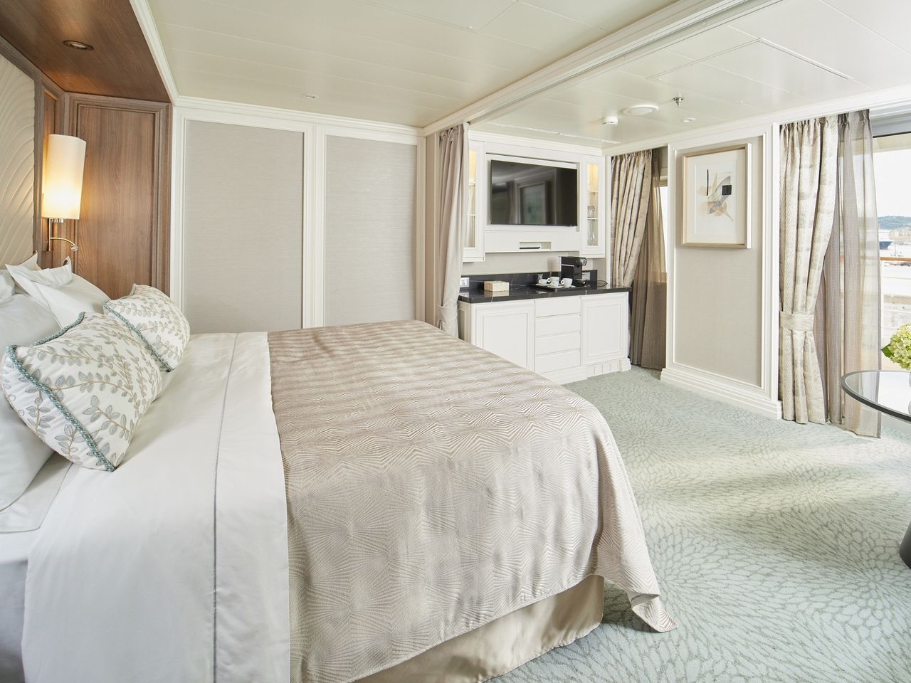Regent Seven Seas Grandeur Concierge Suite