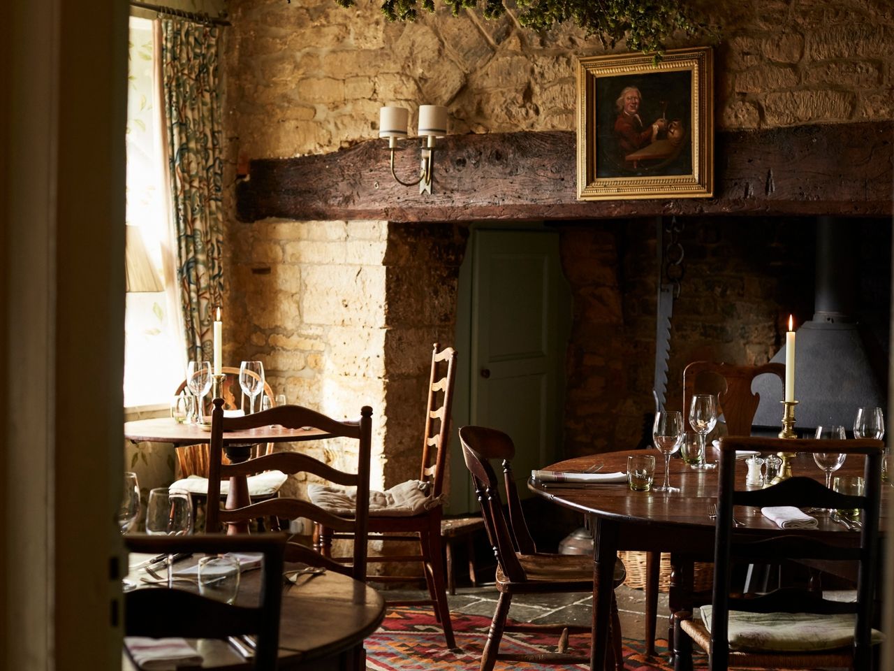 Pub Lord Poulett Arms in Somerset