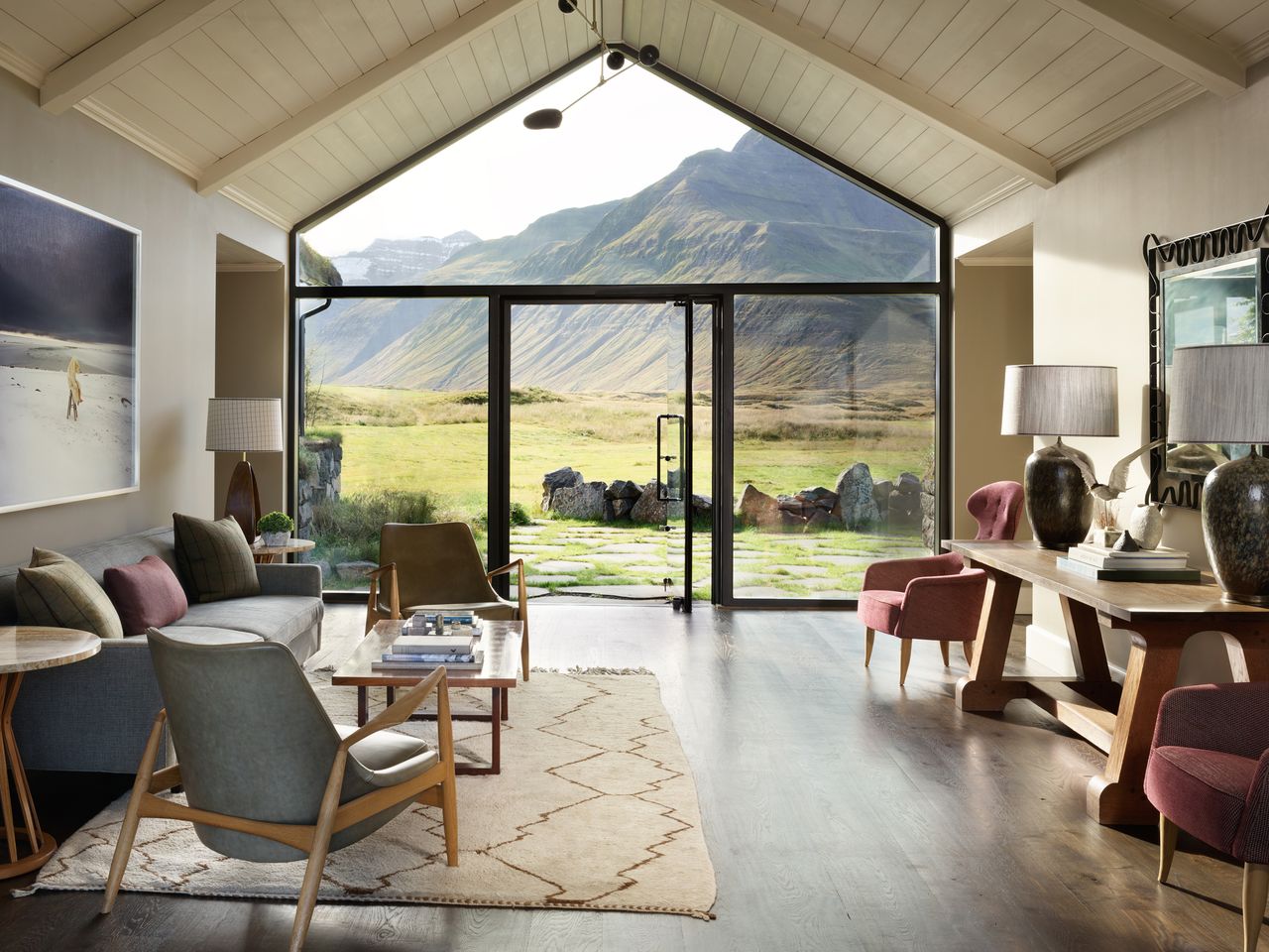 Eleven Deplar Farm Lodge in Island