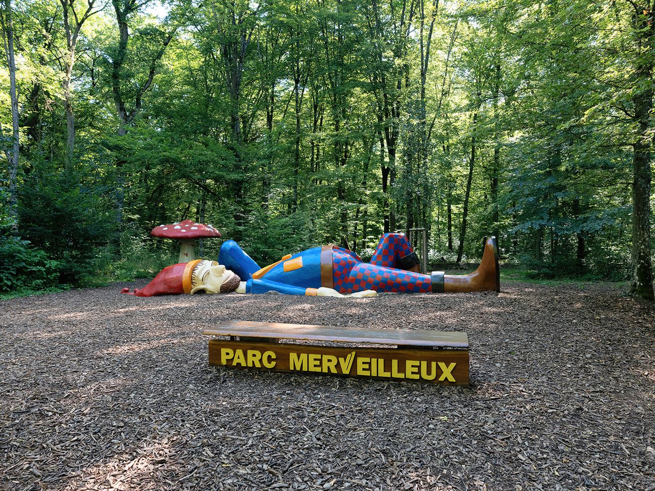Schlafender Riese im Parc Merveilleux