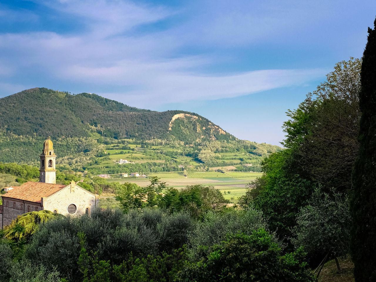 Arquà Petrarca, Dorf in den Euganeischen Hügeln