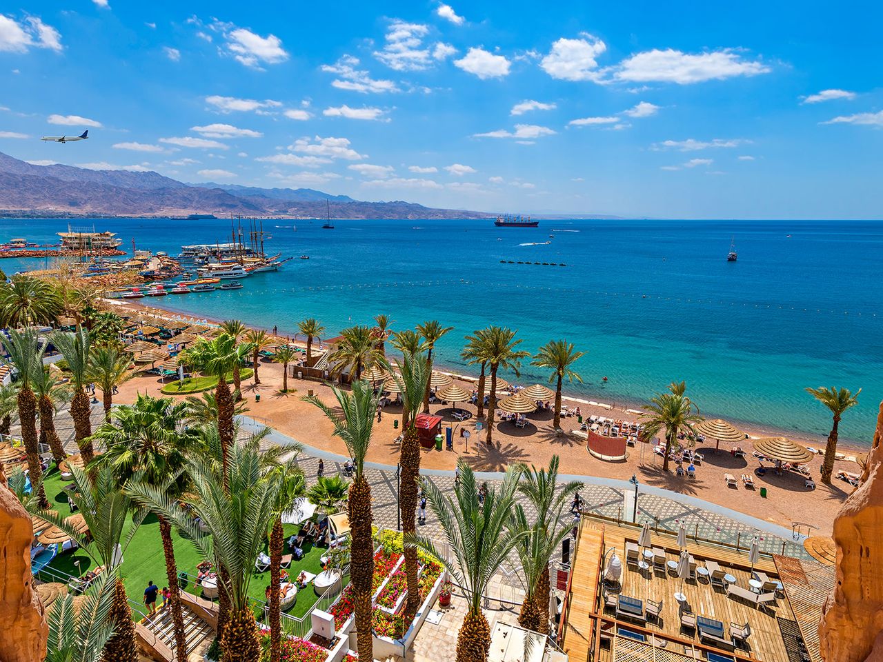 Blick auf Strand in Akaba, Jordanien