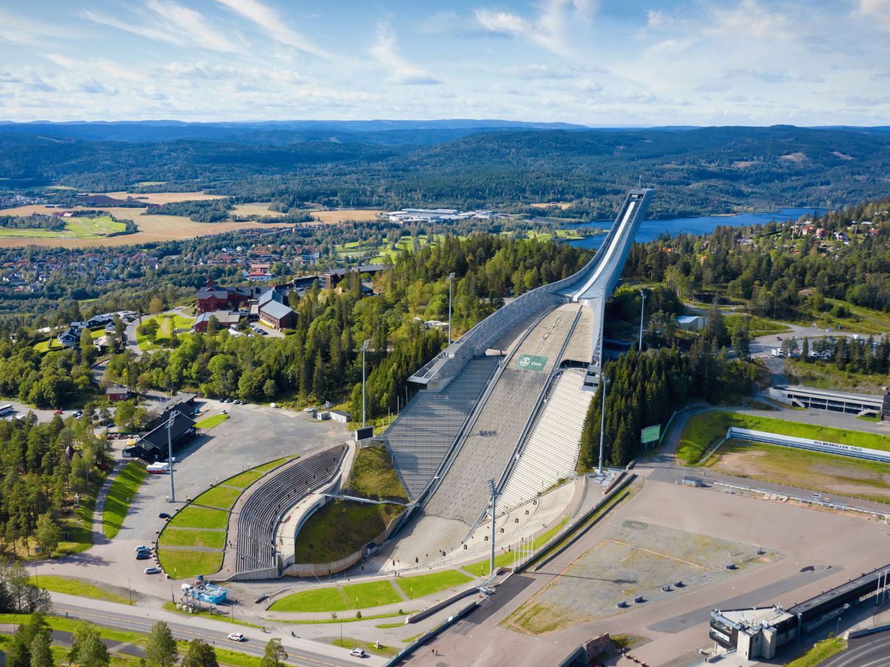 Holmenkollen, Skisprungschanze (Oslo)