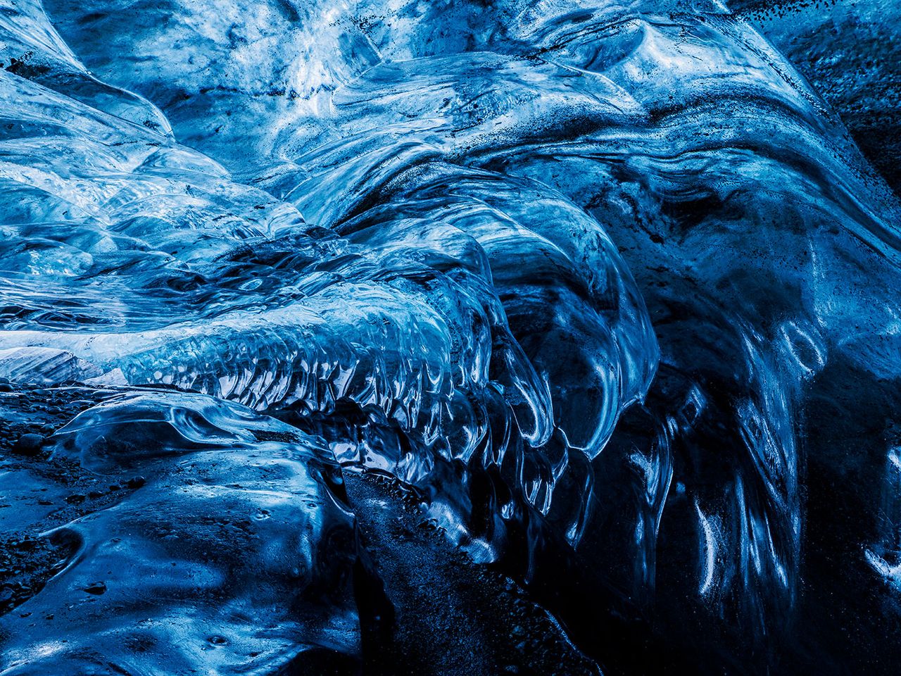 „Visions in Ice“ von Yasmin Namini