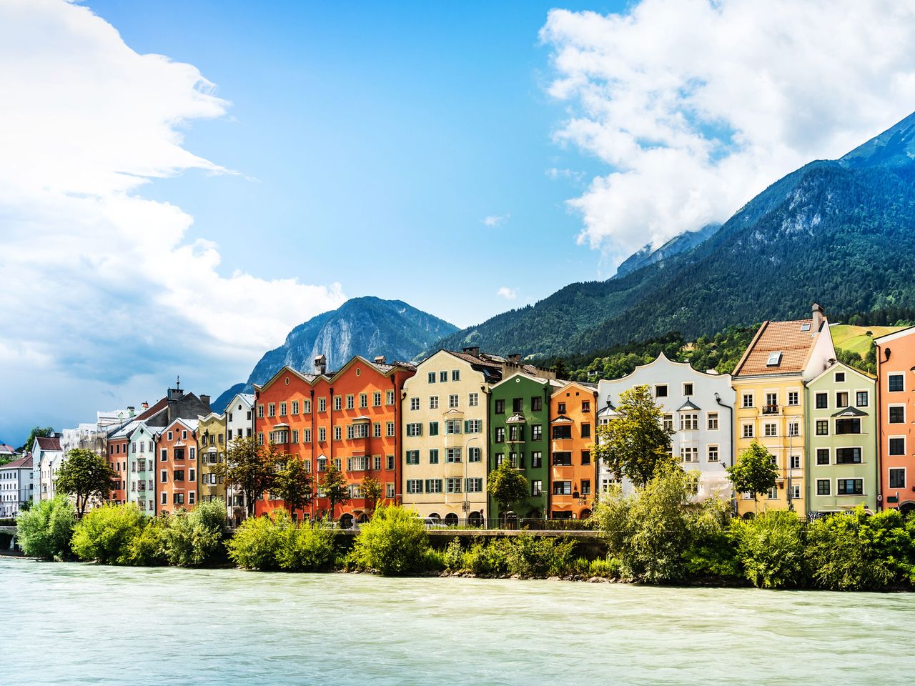 Häuserreihe am Inn, Innsbruck