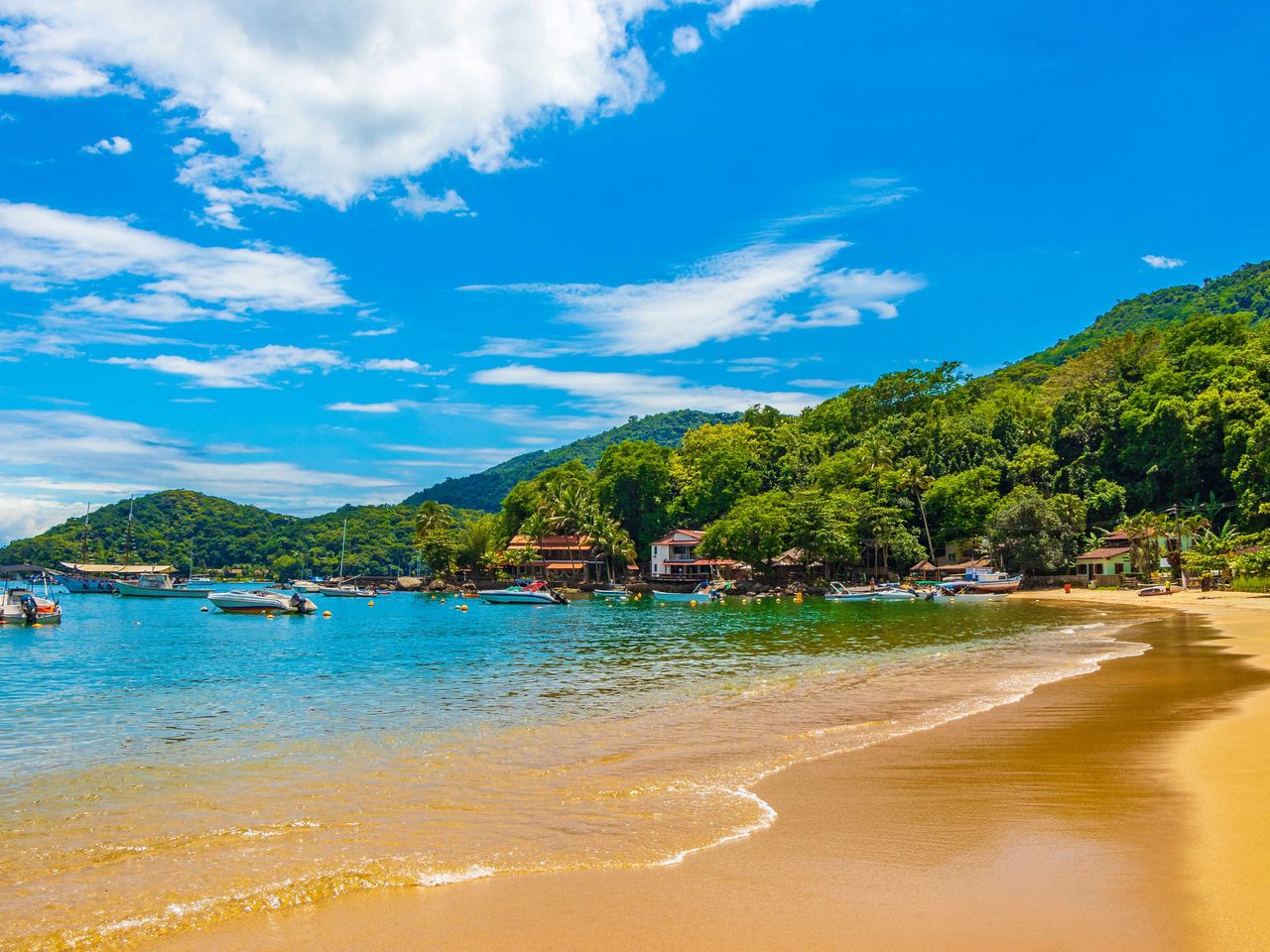Strand auf der Ilha Grande, Brasilien