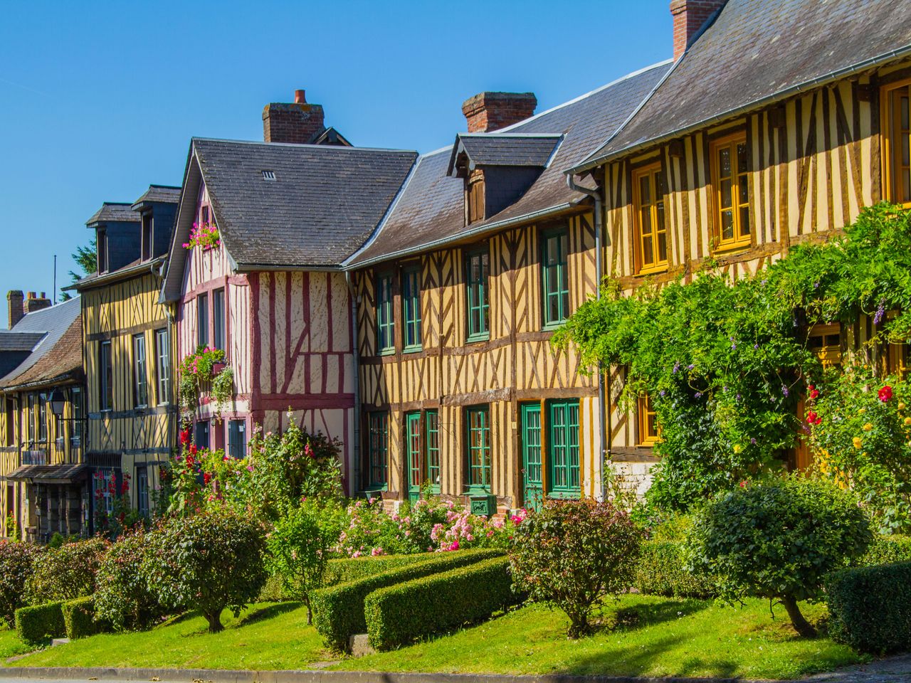 Fachwerkh&auml;user in Le Bec-Hellouin, Frankreich