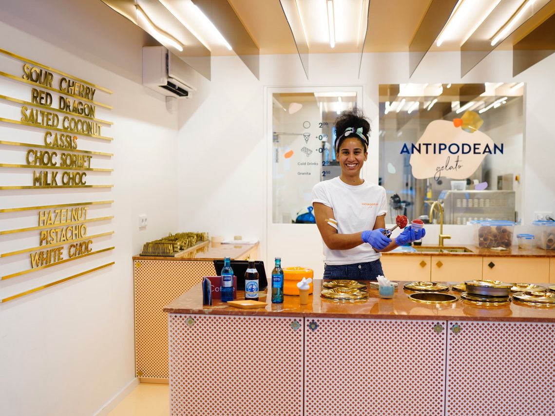 Rachel in ihrem Laden Antipodean Gelato in Frankfurt