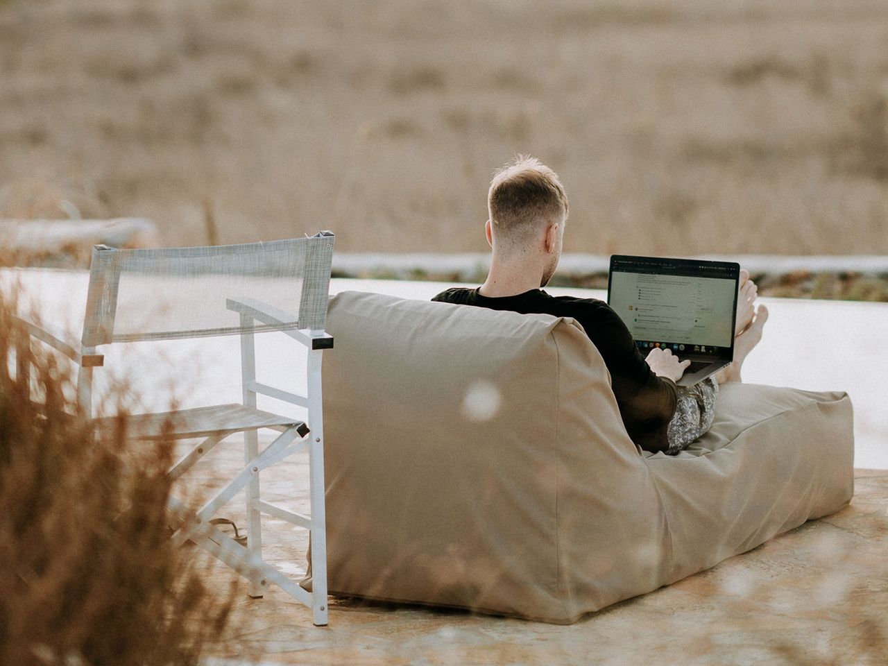 Digitaler Nomade, Workation, Symbolfoto