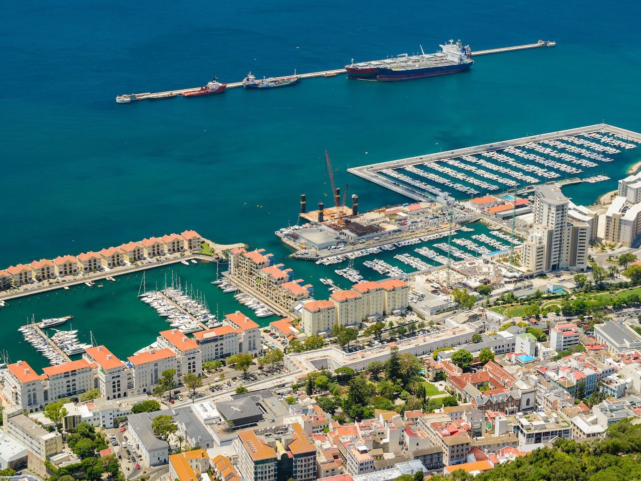 Blick auf den Hafen von Gibraltar