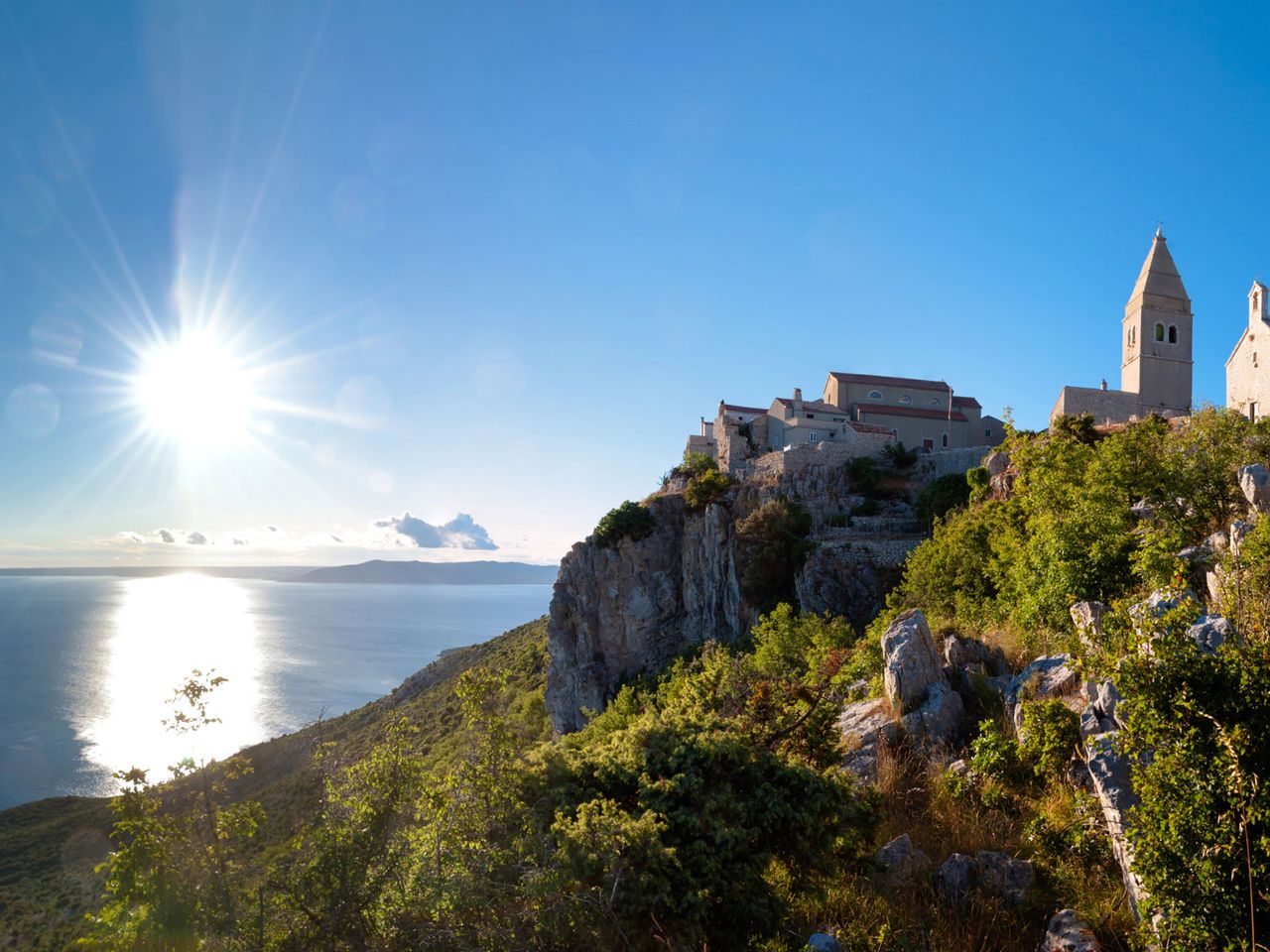Lubenice beim Sonnenuntergang