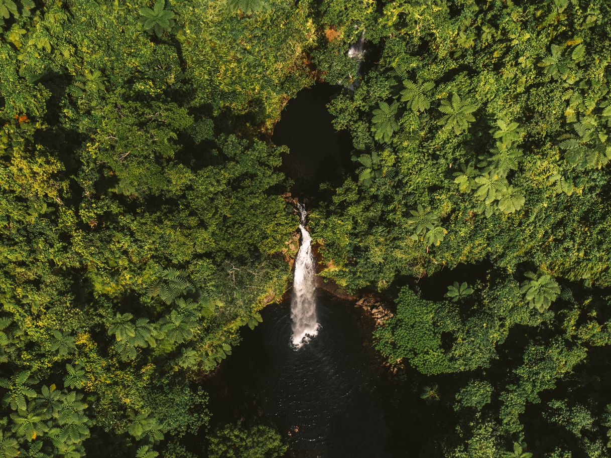 Tavoro-Wasserfälle auf Fidschi