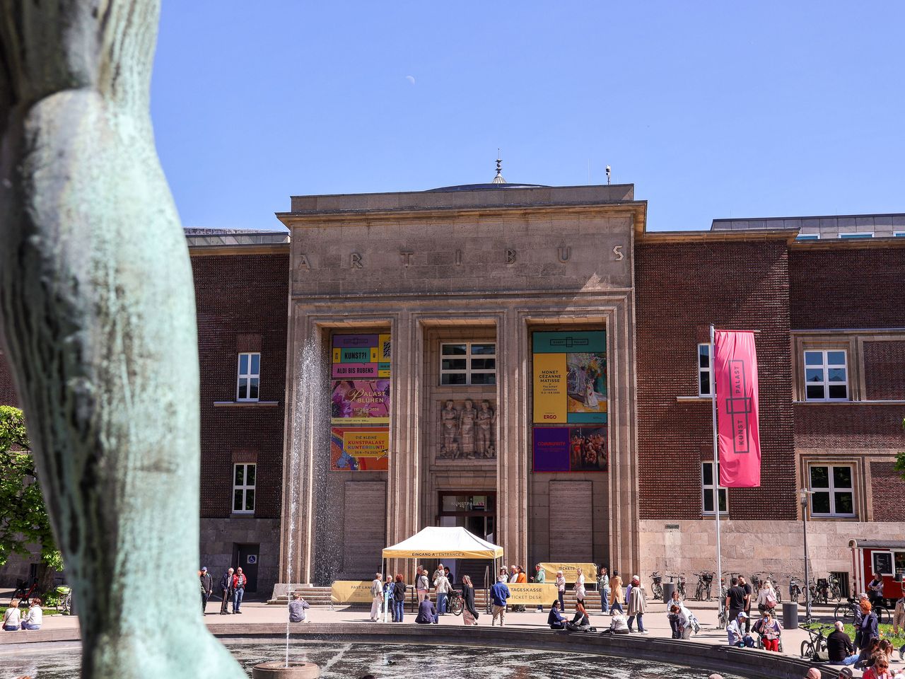 Kunstpalast D&uuml;sseldorf von au&szlig;en