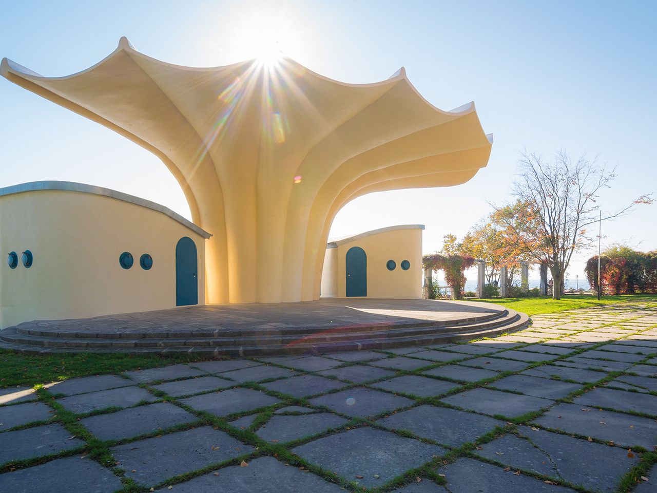 Kurmuschel Musikpavillon in Sassnitz auf Insel Rügen