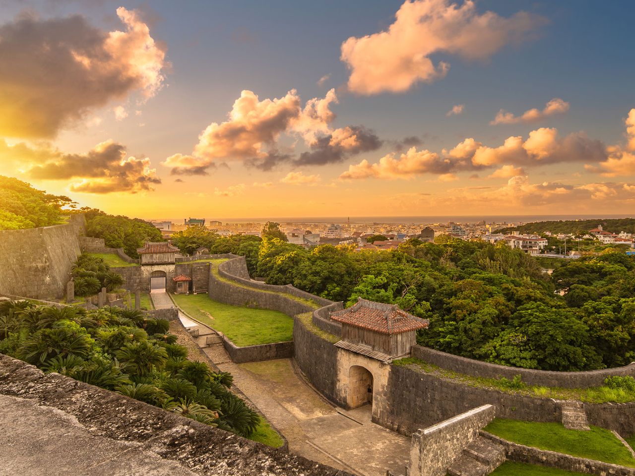 Shuri-jo, Schloss in Naha auf den Okinawa-Inseln, Ausblick