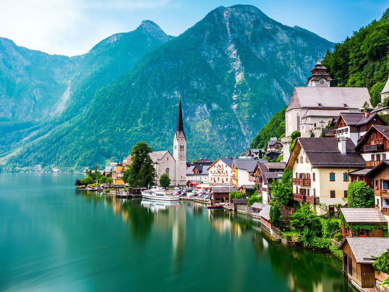 Blick auf Hallstatt und Hallstättersee