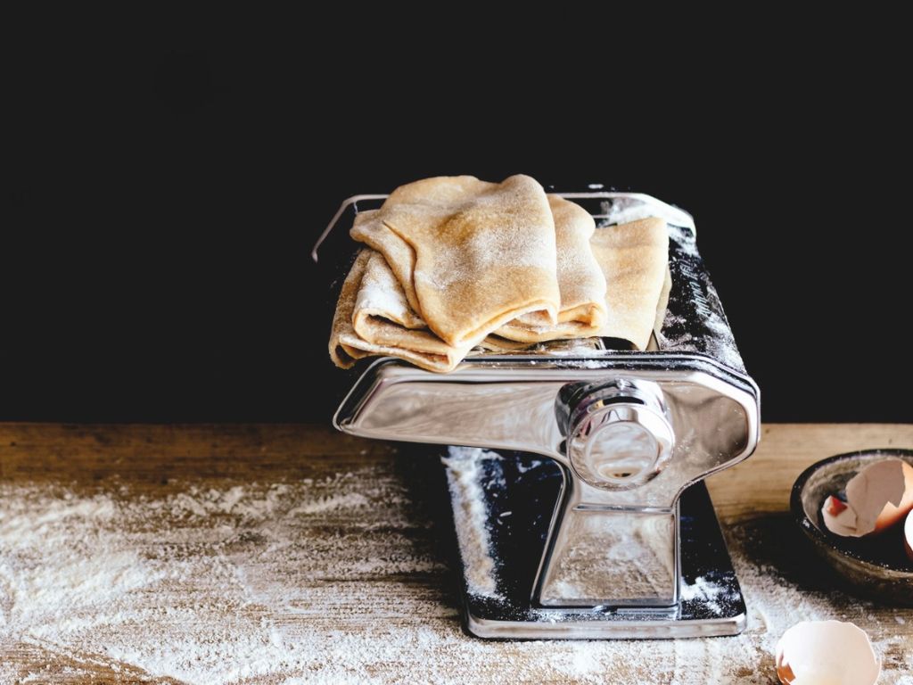 Pastamaschine und selbstgemachte Pasta