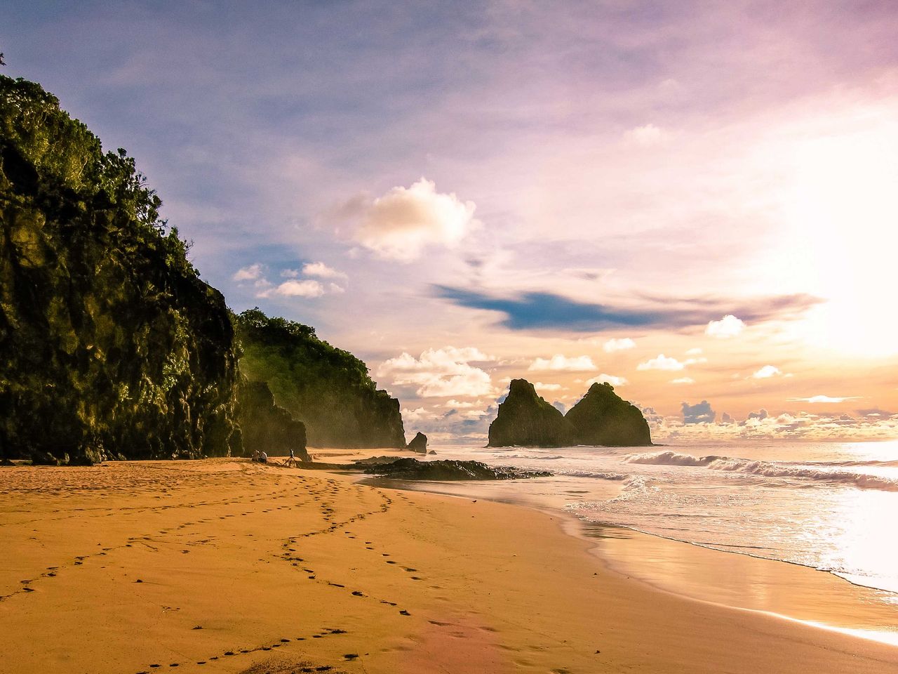 Strand auf dem Archipel Fernando de Noronha, Brasilien