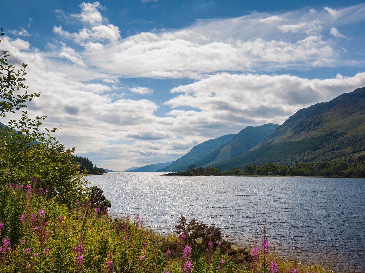 Loch Ness in Schottland