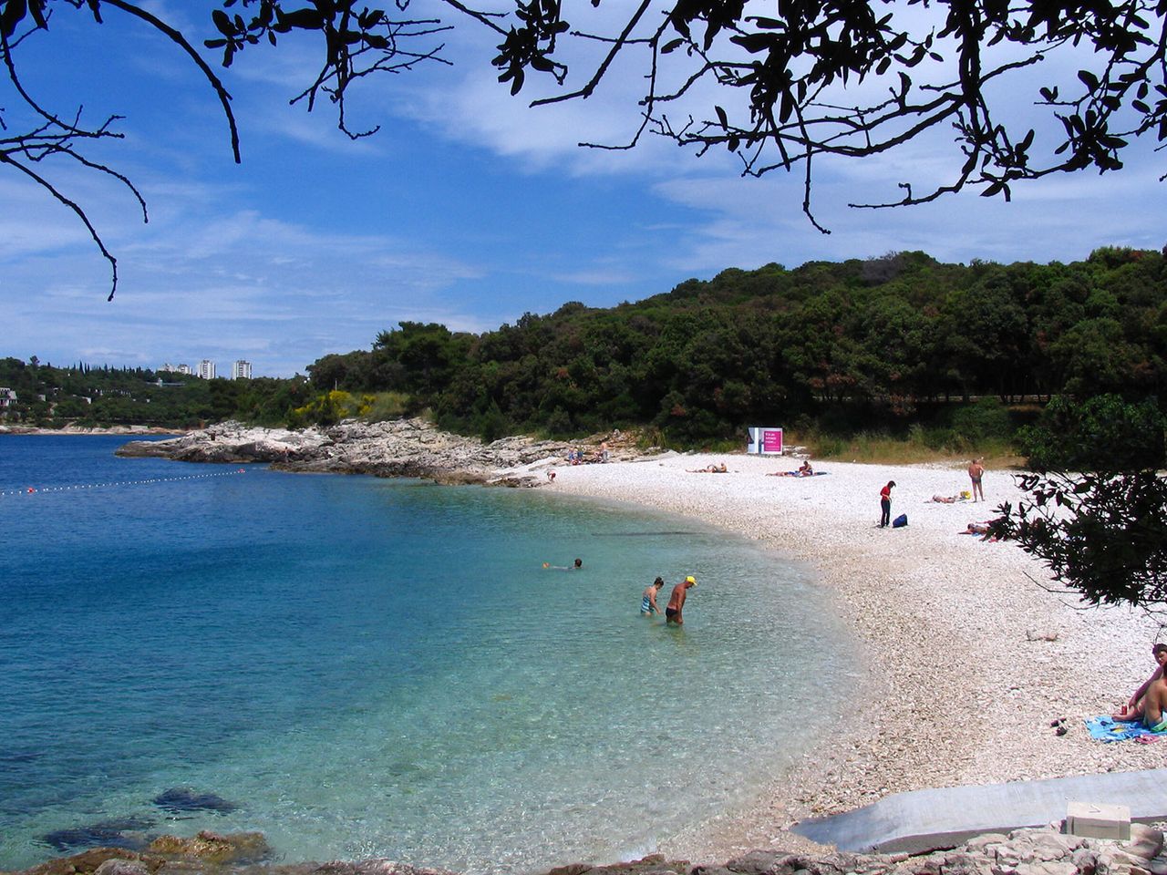 Strand von Medulin in der Bucht von Bijeca