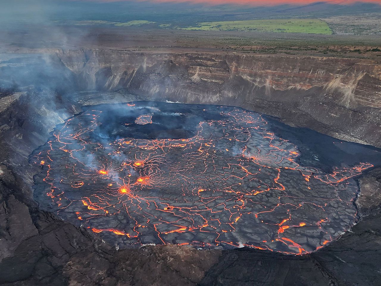 Kilauea, vulkanische Aktivitäten im Halemaʻumaʻu-Krater im Januar 2023