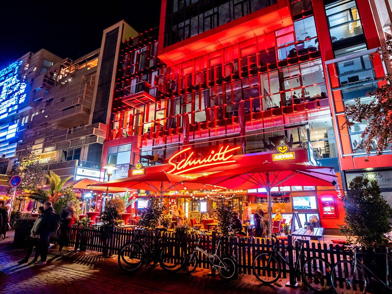 Schmidts Tivoli, Theater St. Pauli