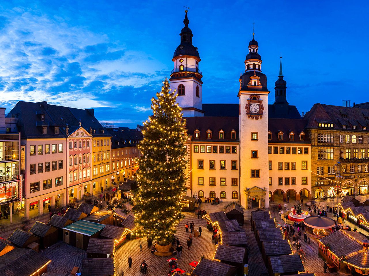 Blick auf den Weihnachtsmarkt in Chemnitz