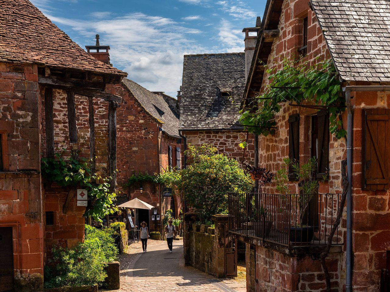 Häuser aus rotem Sandstein in Collonges-la-Rouge