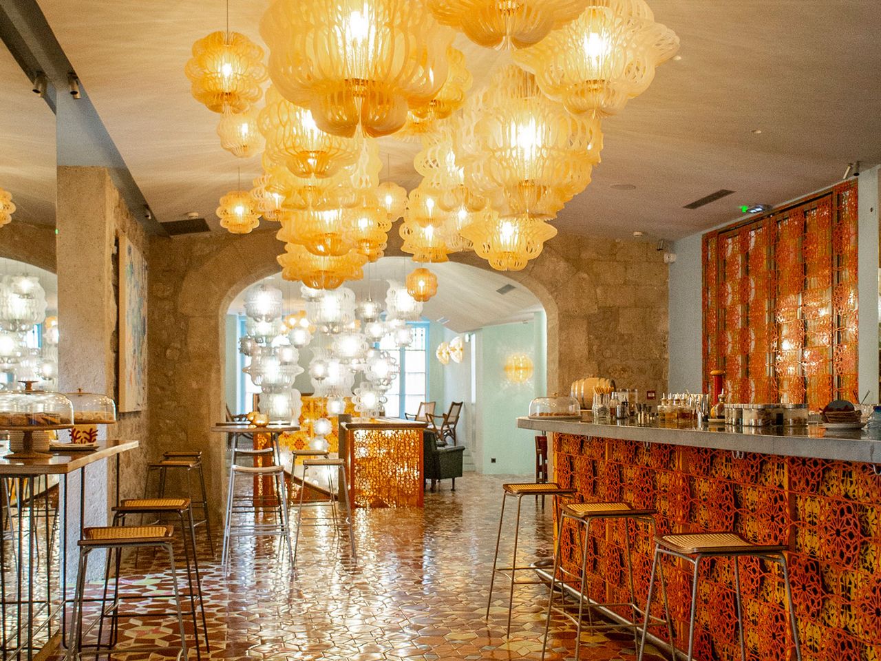 Bar L'Arlatan, Arles in Frankreich