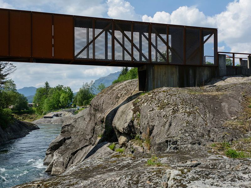 Høsebrua-Brücke in Suldal, Norwegen