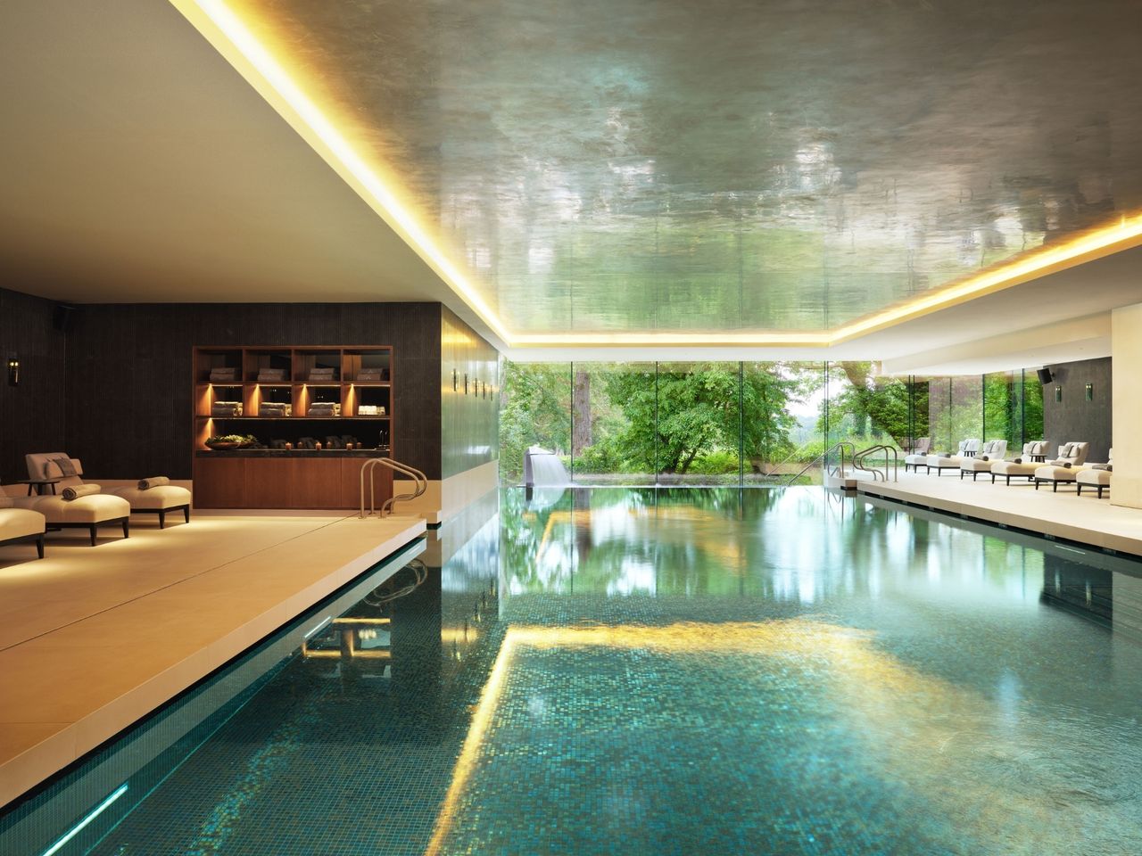 Pool im Adare Manor