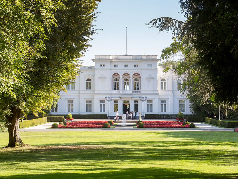 Villa Hammerschmidt in Bonn, Weg der Demokratie