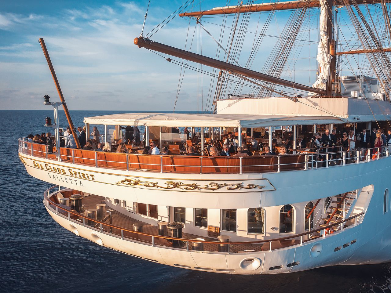 Blick auf das Deck der Sea Cloud Spirit