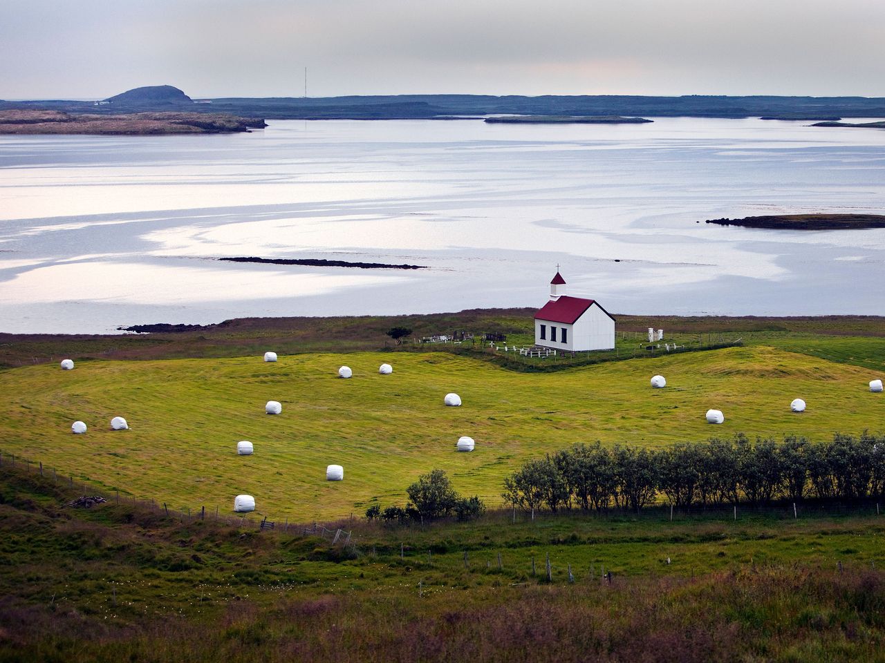 Kirche Narfeyrarkirkja auf der Halbinsel Sn&aelig;fellsnes, Island