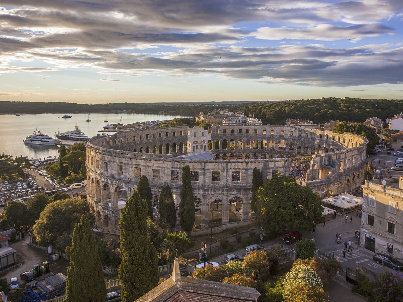Amphitheater Pula