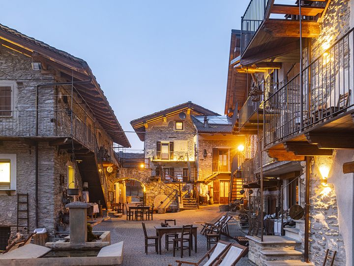 Abendstimmung im Albergo Diffusi Ceaglio